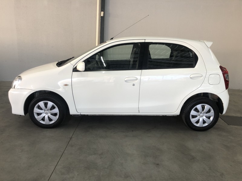 ETIOS 1.3 XS 16V FLEX 4P MANUAL - 2013 - CAXIAS DO SUL