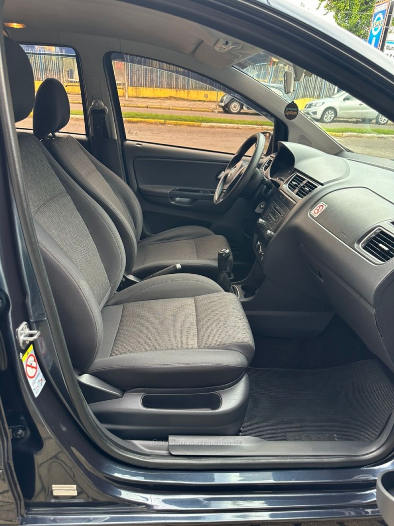 SPACEFOX 1.6 MI TREND 8V FLEX 4P MANUAL - 2013 - PAROBé