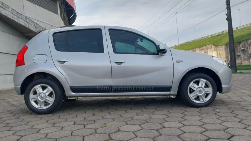 SANDERO 1.6 PRIVILÉGE 8V FLEX 4P MANUAL - 2010 - SOMBRIO