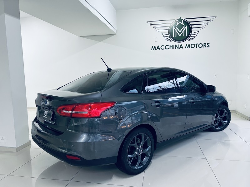 FOCUS 2.0 SE FASTBACK 16V FLEX 4P AUTOMÁTICO - 2019 - CAXIAS DO SUL