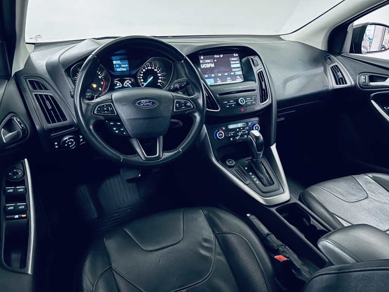 FOCUS 2.0 SE FASTBACK 16V FLEX 4P AUTOMÁTICO - 2019 - CAXIAS DO SUL
