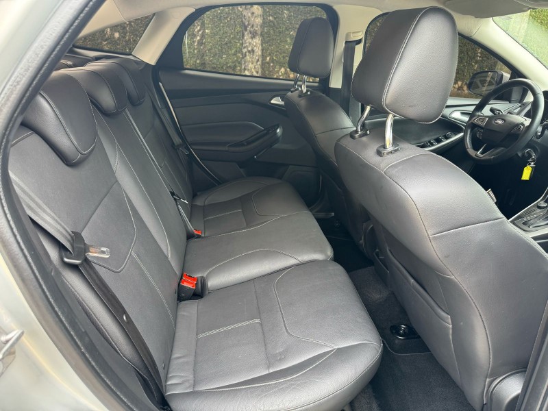 FOCUS 2.0 SE SEDAN 16V FLEX 4P AUTOMÁTICO - 2016 - CAXIAS DO SUL