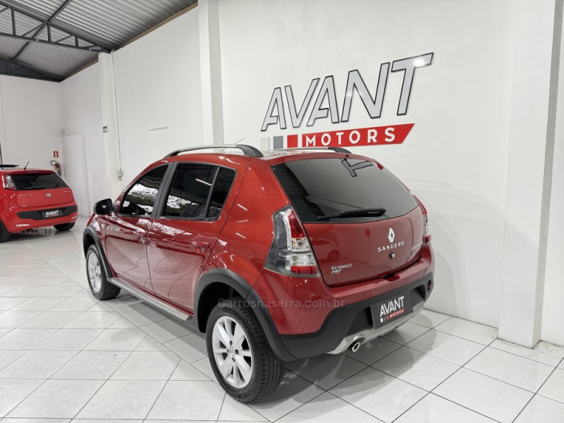 SANDERO 1.6 STEPWAY 8V FLEX 4P MANUAL - 2014 - NOVO HAMBURGO