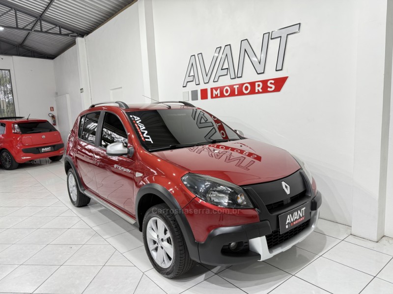 SANDERO 1.6 STEPWAY 8V FLEX 4P MANUAL - 2014 - NOVO HAMBURGO