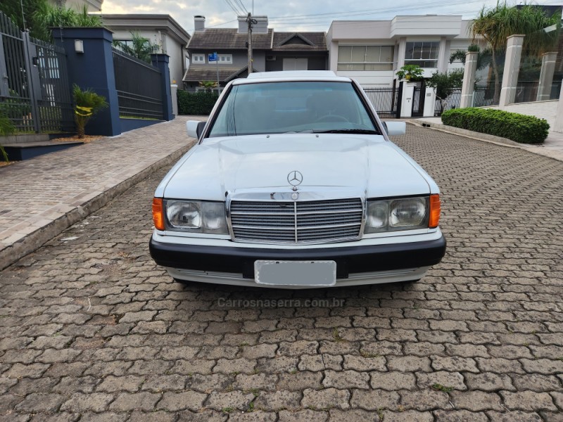 190 E 2.3 SEDAN 16V GASOLINA 4P AUTOMÁTICO - 1991 - MONTENEGRO