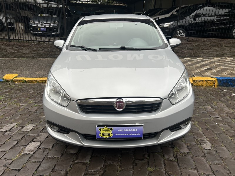 GRAND SIENA 1.6 MPI ESSENCE 16V FLEX 4P AUTOMATIZADO - 2014 - GARIBALDI