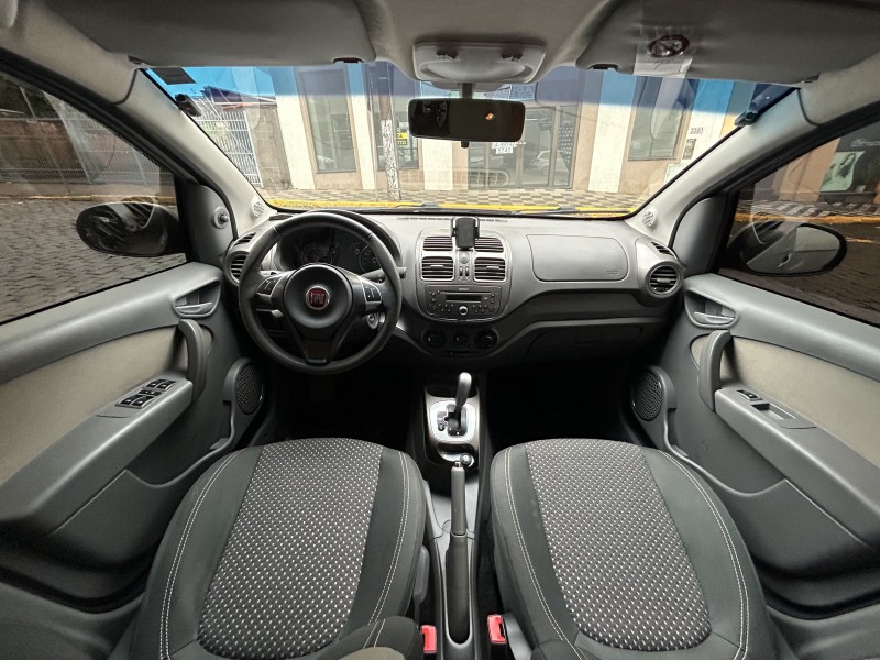 GRAND SIENA 1.6 MPI ESSENCE 16V FLEX 4P AUTOMATIZADO - 2014 - GARIBALDI