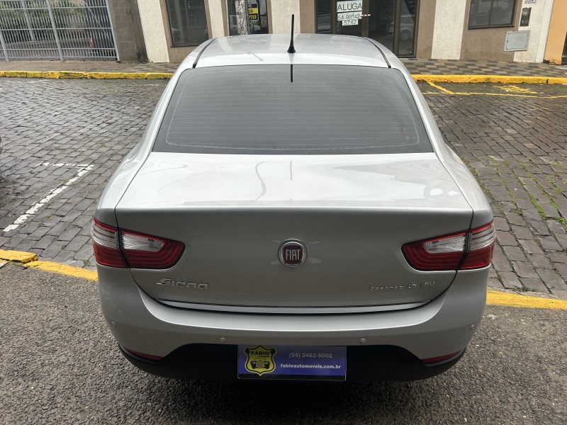 GRAND SIENA 1.6 MPI ESSENCE 16V FLEX 4P AUTOMATIZADO - 2014 - GARIBALDI