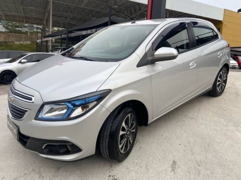 ONIX 1.4 MPFI LTZ 8V FLEX 4P MANUAL - 2015 - CAXIAS DO SUL