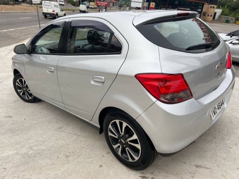 ONIX 1.4 MPFI LTZ 8V FLEX 4P MANUAL - 2015 - CAXIAS DO SUL