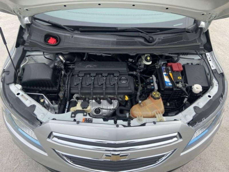 ONIX 1.4 MPFI LTZ 8V FLEX 4P MANUAL - 2015 - CAXIAS DO SUL