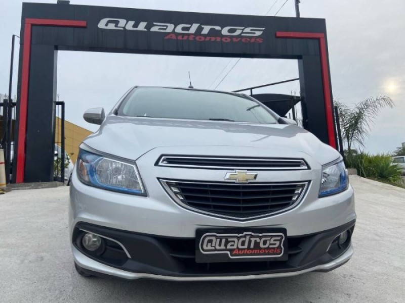 ONIX 1.4 MPFI LTZ 8V FLEX 4P MANUAL - 2015 - CAXIAS DO SUL