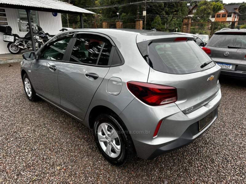 ONIX 1.0 12V FLEX 4P MANUAL - 2025 - CANELA