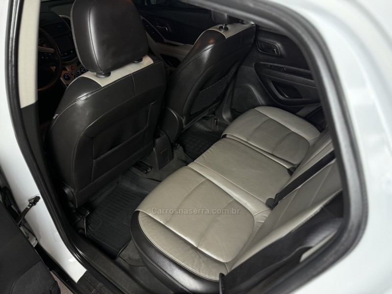 TRACKER 1.8 MPFI LTZ 4X2 16V FLEX 4P AUTOMÁTICO - 2015 - GUAPORé