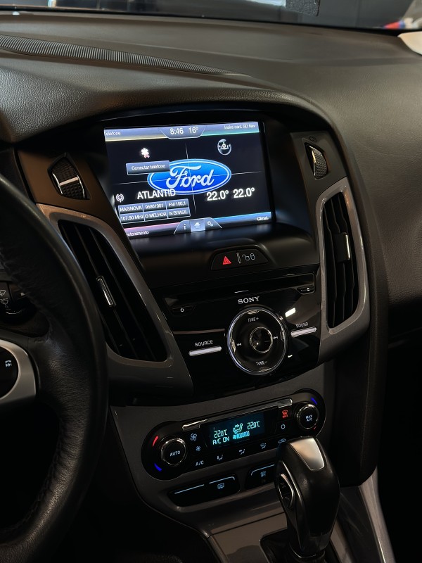 FOCUS 2.0 TITANIUM PLUS 16V FLEX 4P AUTOMÁTICO - 2015 - CAXIAS DO SUL