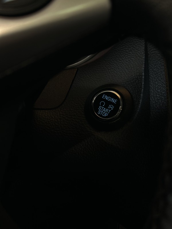 FOCUS 2.0 TITANIUM PLUS 16V FLEX 4P AUTOMÁTICO - 2015 - CAXIAS DO SUL