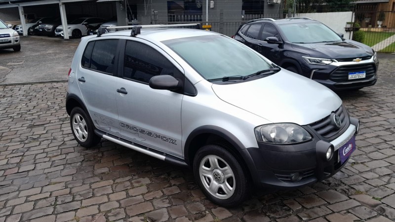 CROSSFOX 1.6 MI FLEX 8V 4P MANUAL - 2009 - FARROUPILHA