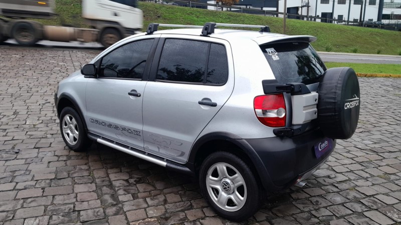 CROSSFOX 1.6 MI FLEX 8V 4P MANUAL - 2009 - FARROUPILHA
