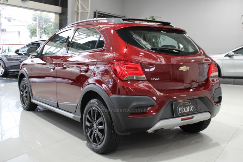 ONIX 1.4 MPFI ACTIV 8V FLEX 4P MANUAL - 2019 - CAXIAS DO SUL