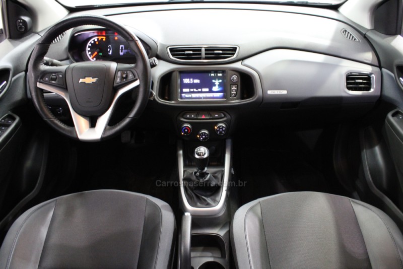 ONIX 1.4 MPFI ACTIV 8V FLEX 4P MANUAL - 2019 - CAXIAS DO SUL