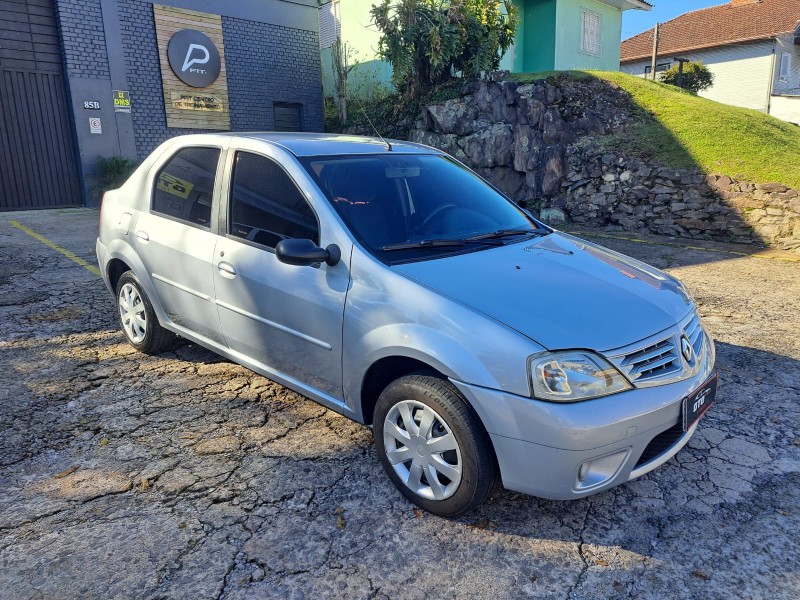 LOGAN 1.6 PRIVILÈGE 8V FLEX 4P MANUAL - 2008 - FARROUPILHA