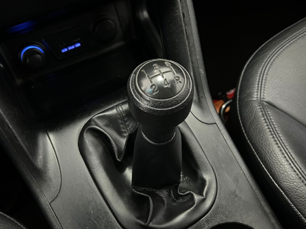 IX35 2.0 MPI 4X2 16V GASOLINA 4P MANUAL - 2011 - FARROUPILHA