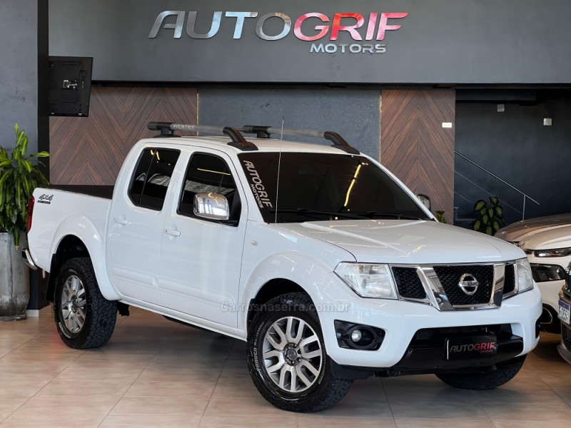 FRONTIER 2.5 SL 4X4 CD TURBO ELETRONIC DIESEL 4P AUTOMÁTICO - 2015 - CAMPO BOM