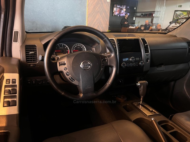 FRONTIER 2.5 SL 4X4 CD TURBO ELETRONIC DIESEL 4P AUTOMÁTICO - 2015 - CAMPO BOM