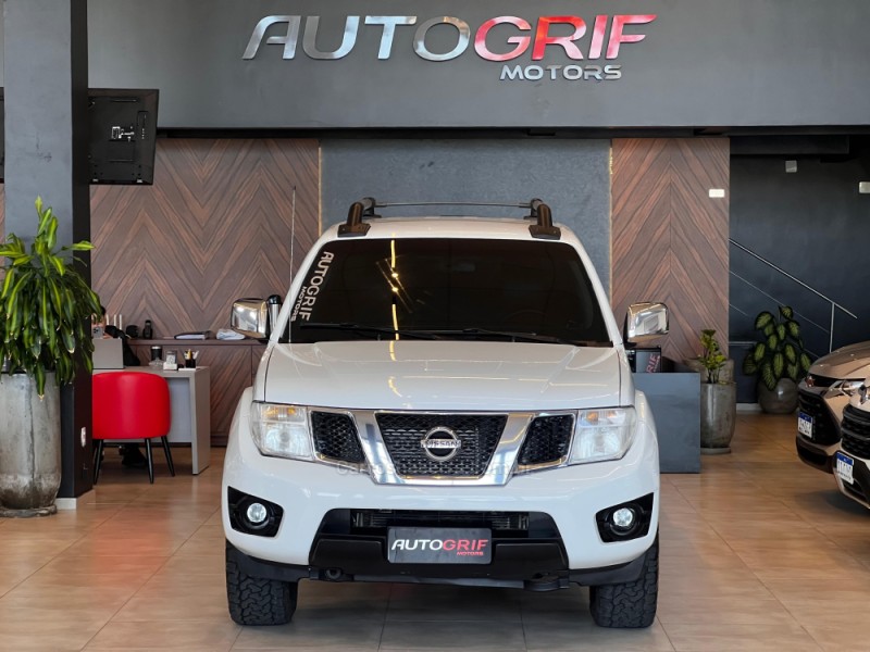 FRONTIER 2.5 SL 4X4 CD TURBO ELETRONIC DIESEL 4P AUTOMÁTICO - 2015 - CAMPO BOM