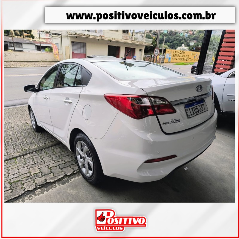 HB20S 1.6 COMFORT PLUS 16V FLEX 4P MANUAL - 2017 - CAXIAS DO SUL