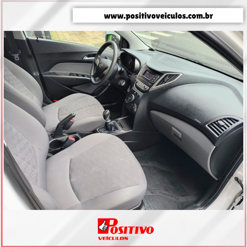 HB20S 1.6 COMFORT PLUS 16V FLEX 4P MANUAL - 2017 - CAXIAS DO SUL