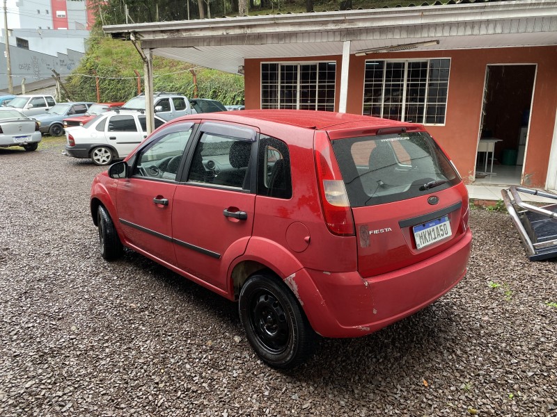 FIESTA 1.0 MPI PERSONNALITÉ 8V GASOLINA 4P MANUAL - 2004 - CAXIAS DO SUL