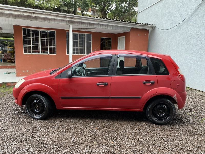 FIESTA 1.0 MPI PERSONNALITÉ 8V GASOLINA 4P MANUAL - 2004 - CAXIAS DO SUL