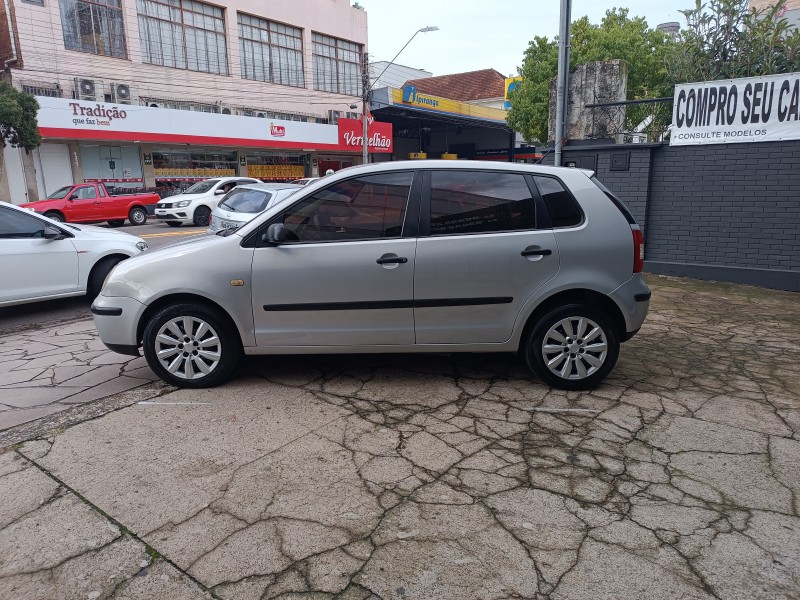 POLO 1.6 MI 8V FLEX 4P MANUAL - 2005 - FLORES DA CUNHA