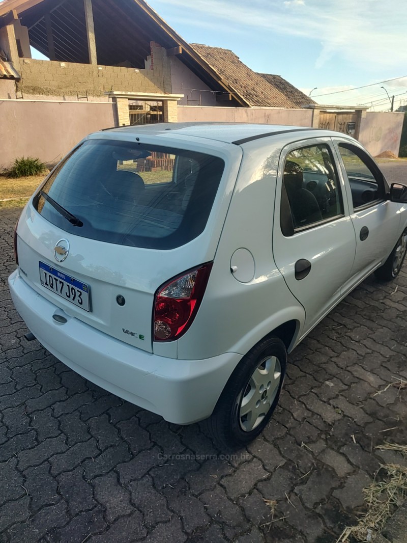 CELTA 1.0 MPFI LT 8V FLEX 4P MANUAL - 2011 - CAMPO BOM