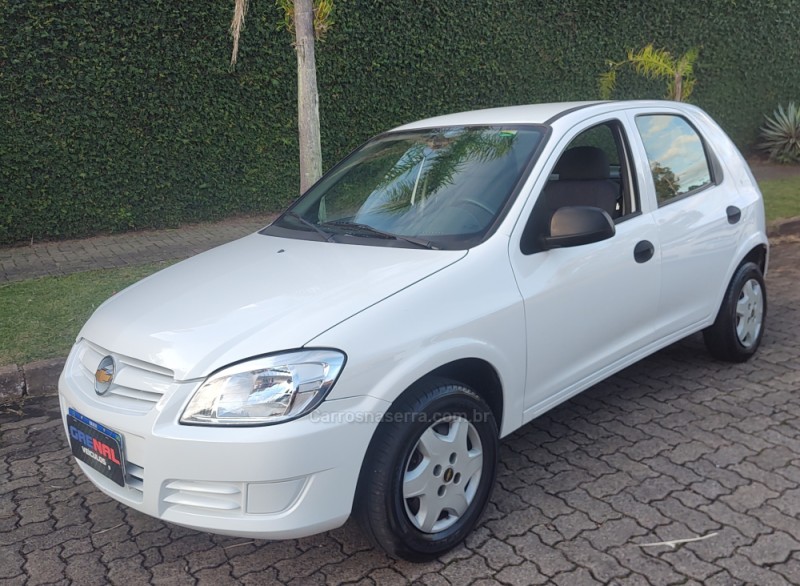CELTA 1.0 MPFI LT 8V FLEX 4P MANUAL - 2011 - CAMPO BOM