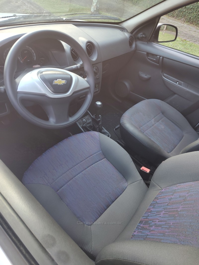 CELTA 1.0 MPFI LT 8V FLEX 4P MANUAL - 2011 - CAMPO BOM