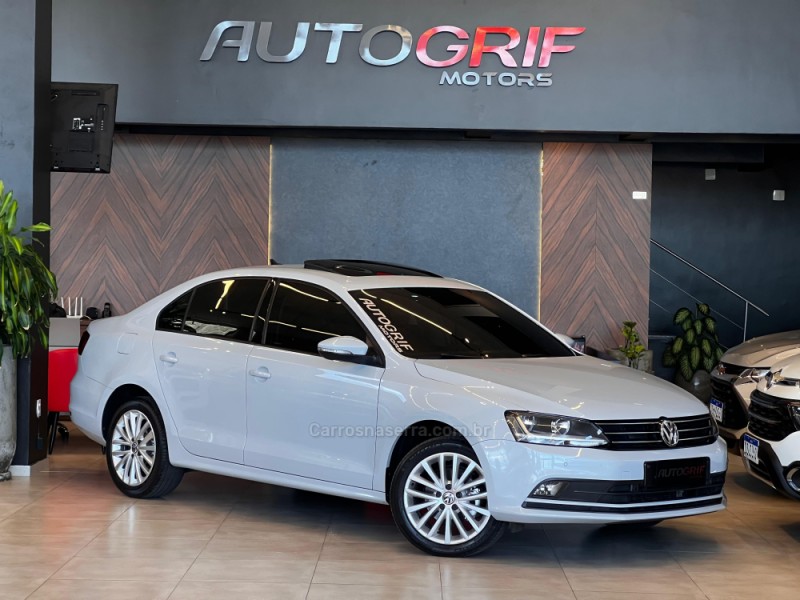 JETTA 1.4 16V TSI COMFORTLINE FLEX 4P TIPTRONIC - 2017 - CAMPO BOM