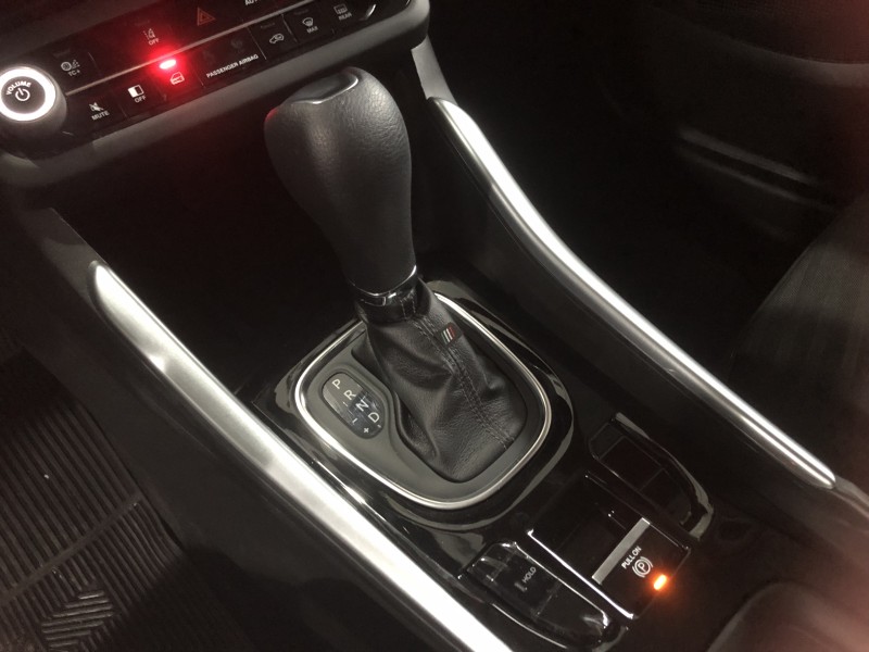 FASTBACK 1.0 TURBO 200 AUDACE HIBRÍDO 4P AUTOMÁTICO - 2025 - VALE REAL