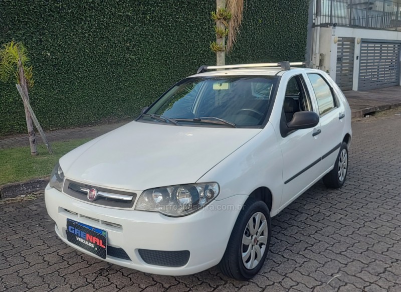 PALIO 1.0 MPI FIRE CELEBRATION ECONOMY 8V FLEX 4P MANUAL - 2014 - CAMPO BOM