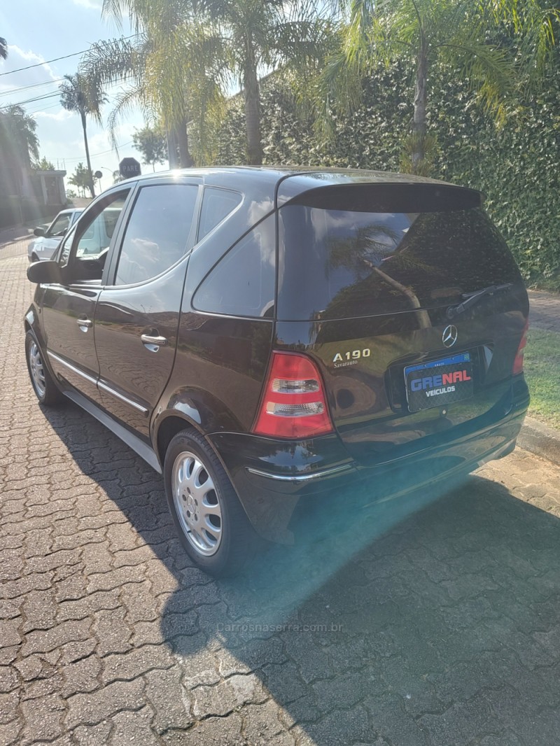 CLASSE A 1.9 190 ELEGANCE GASOLINA 4P AUTOMÁTICO - 2005 - CAMPO BOM