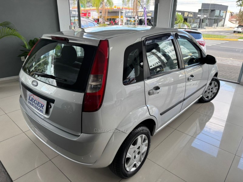 FIESTA 1.0 MPI 8V GASOLINA 4P MANUAL - 2006 - SãO LEOPOLDO