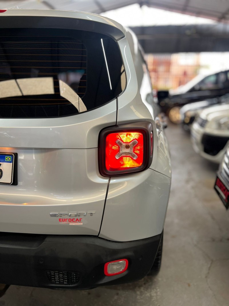 RENEGADE 1.8 16V FLEX SPORT 4P AUTOMÁTICO - 2016 - CAXIAS DO SUL