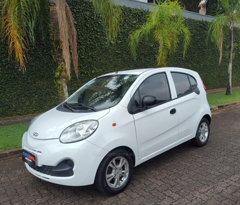 QQ 1.0 MPFI LOOK 12V GASOLINA 4P MANUAL