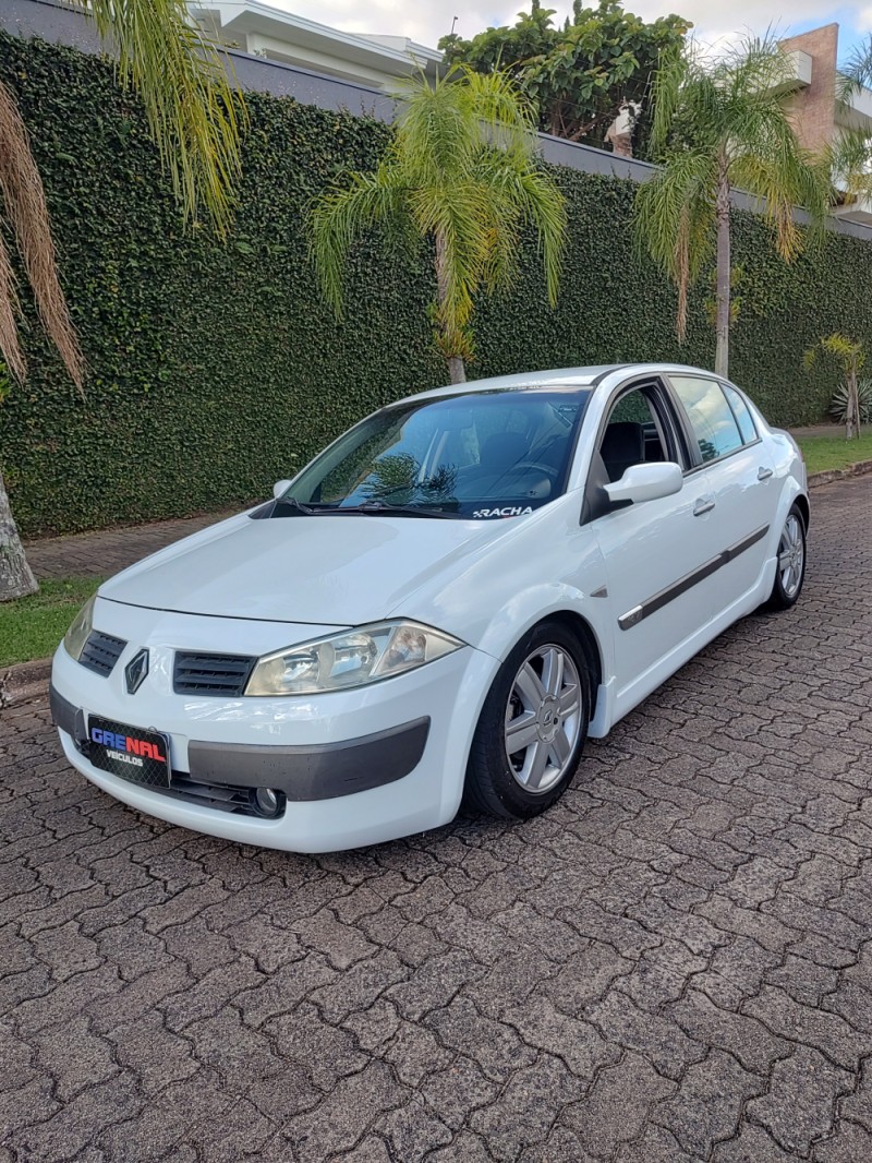MÉGANE 1.6 DYNAMIQUE 16V FLEX 4P MANUAL