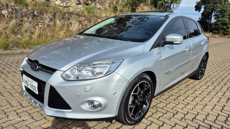 FOCUS 2.0 TITANIUM PLUS 16V FLEX 4P AUTOMÁTICO