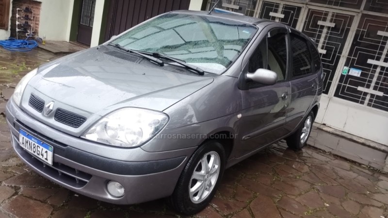 SCÉNIC 2.0 PRIVILÉGE 16V GASOLINA 4P MANUAL - 2005 - CAXIAS DO SUL