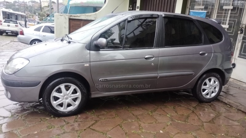 SCÉNIC 2.0 PRIVILÉGE 16V GASOLINA 4P MANUAL - 2005 - CAXIAS DO SUL