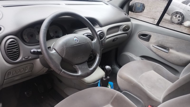 SCÉNIC 2.0 PRIVILÉGE 16V GASOLINA 4P MANUAL - 2005 - CAXIAS DO SUL