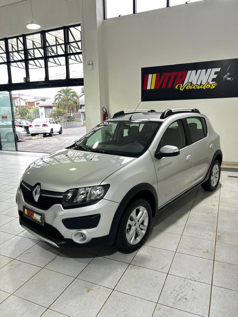 sandero 1.6 stepway 8v flex 4p manual 2016 caxias do sul